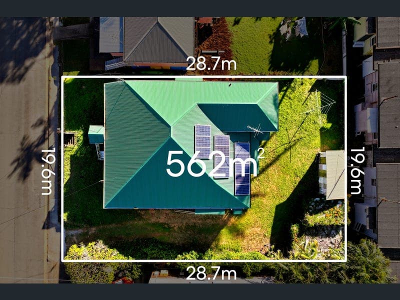 4 Robertson Avenue, Margate — photo 1 of 5