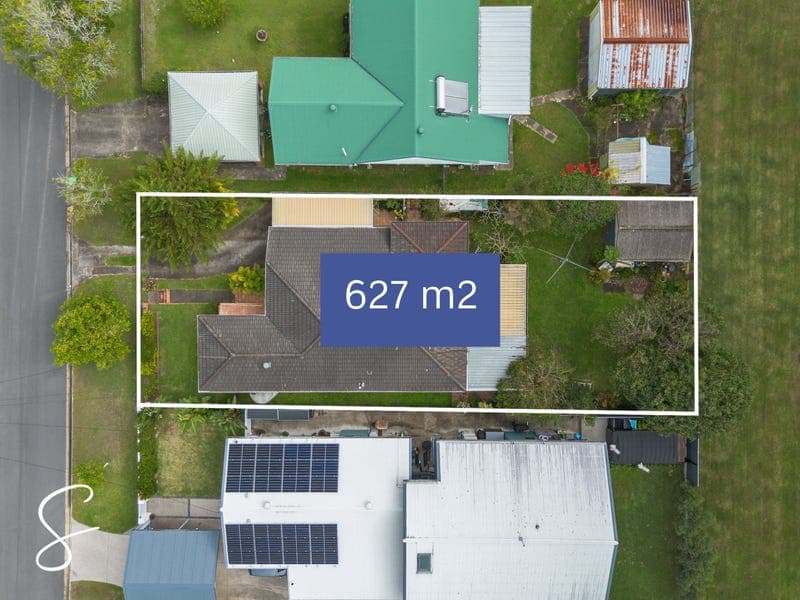 22 Melina Street, Salisbury — photo 1 of 5