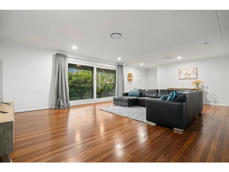 25 Marlene Street, Mount Gravatt East — photo 1 of 5