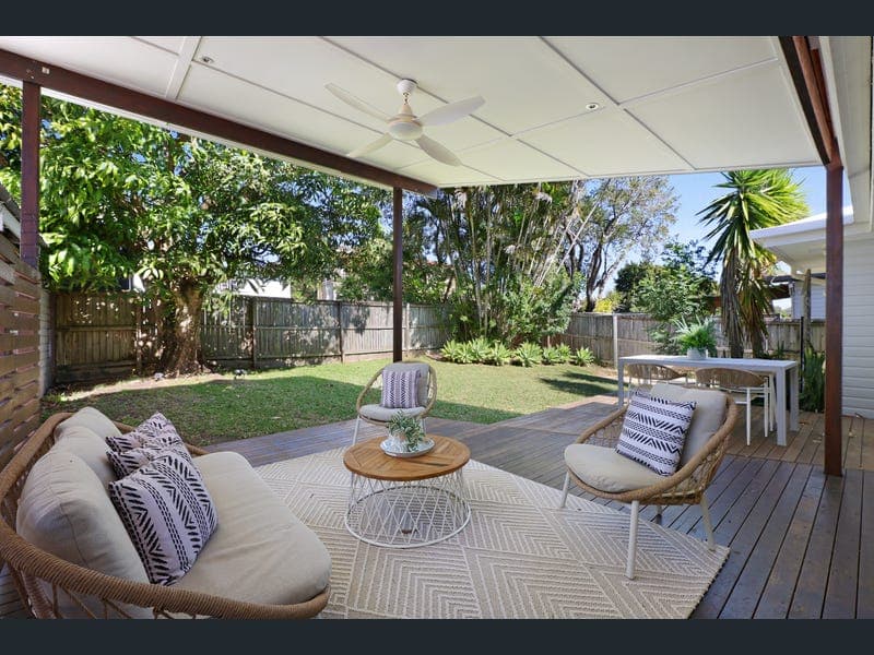 12 Saltash Street, Labrador — photo 1 of 5