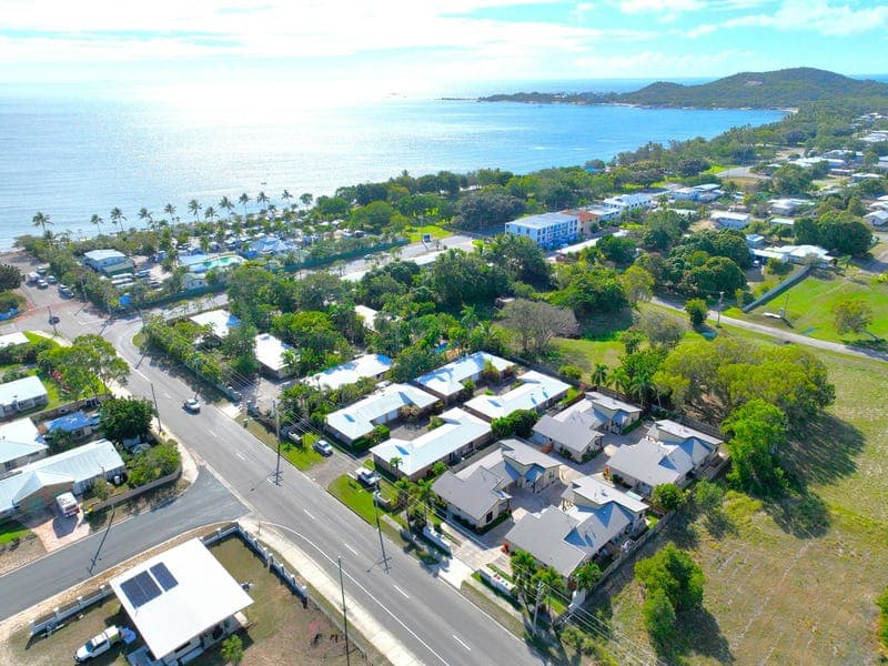 Unit 1/136 The Soldiers Road, Bowen — photo 1 of 5