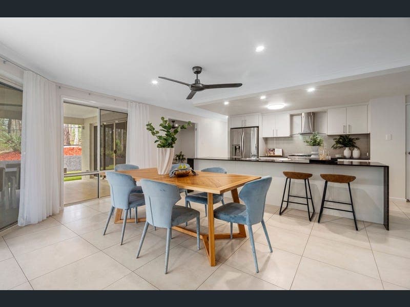 46 Oakview Circuit, Brookwater — photo 1 of 5