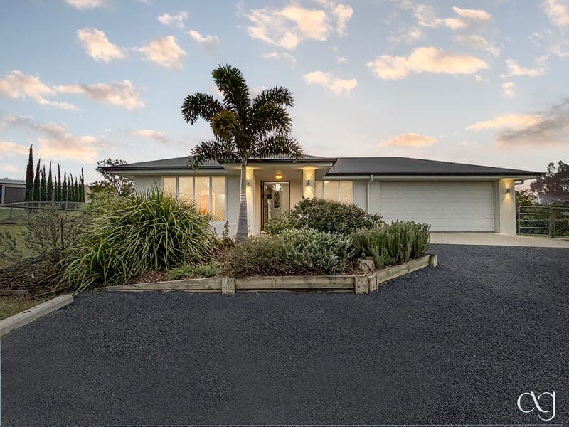 5 Ogilvy Place, Hatton Vale — photo 1 of 5