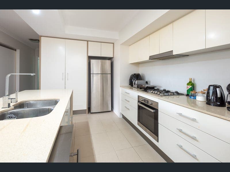 17/47 - 53 Darrambal Street, Chevron Island — photo 1 of 5