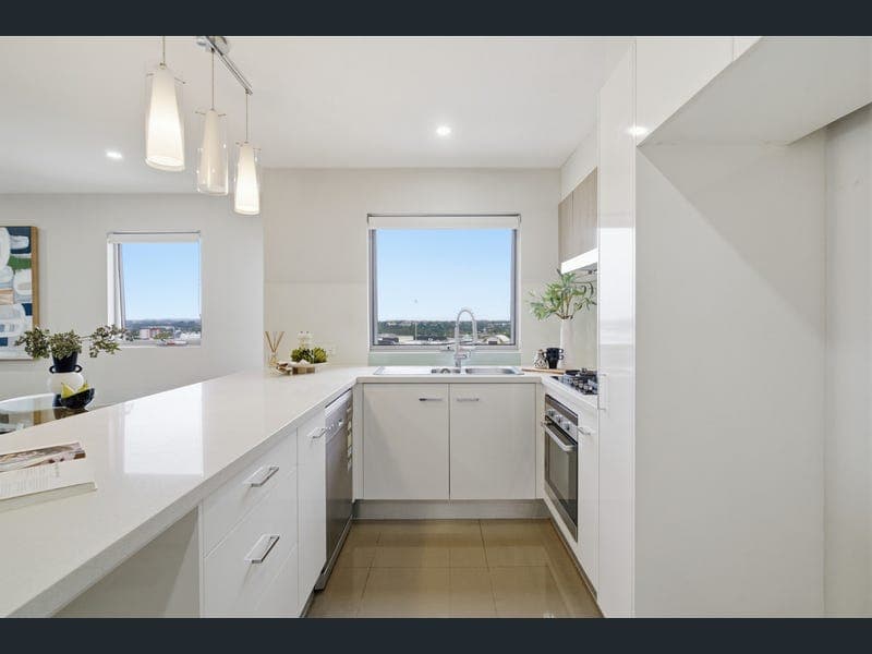 2745/1-5 Cremin Street, Upper Mount Gravatt — photo 1 of 5