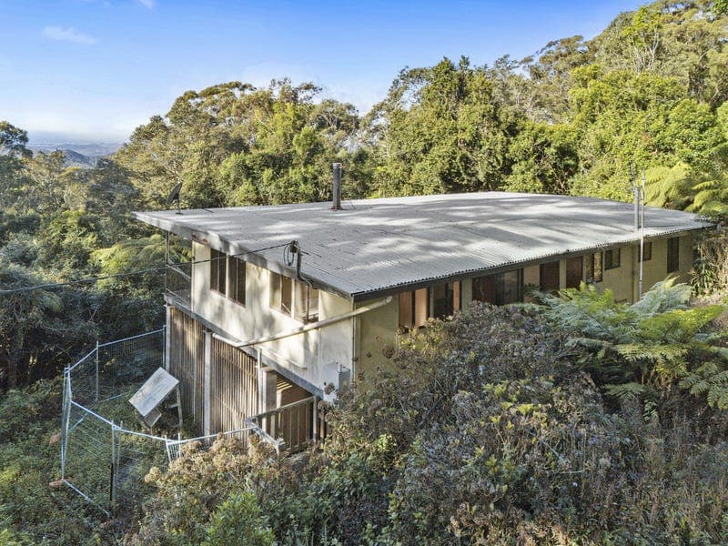 15B Old School Road, Springbrook — photo 1 of 5