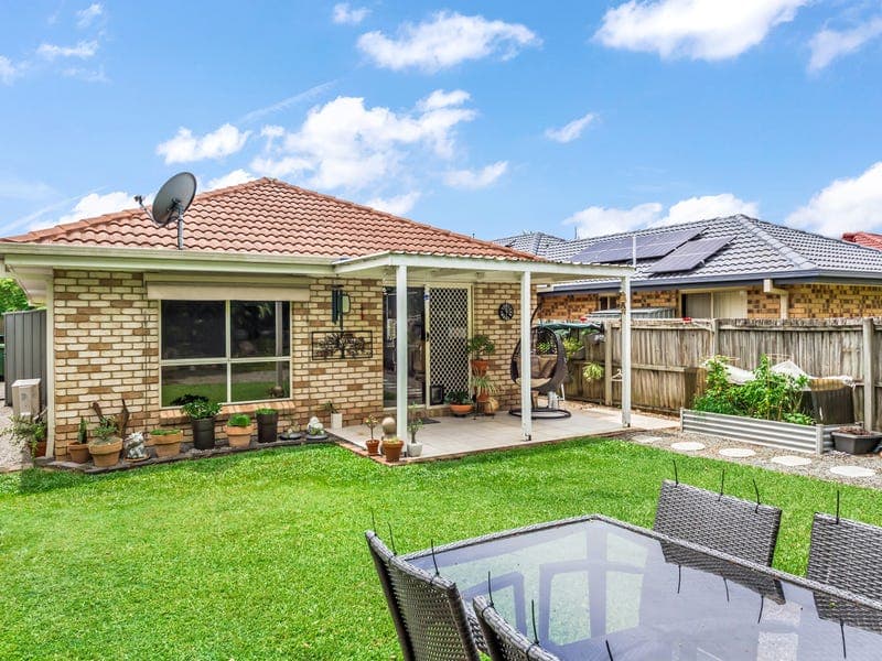 10 Monaghan Crescent, North Lakes — photo 1 of 5