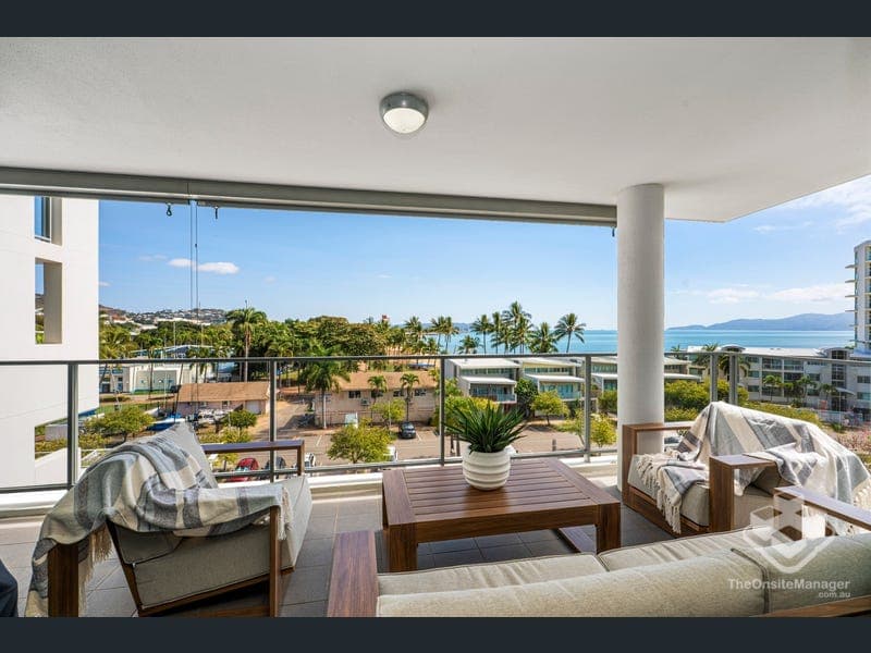 ID:21191930/6 Mariners Drive, Townsville City — photo 1 of 5