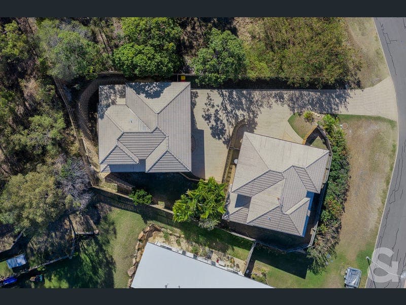 2/28 Sanctuary Place, South Gladstone — photo 1 of 5