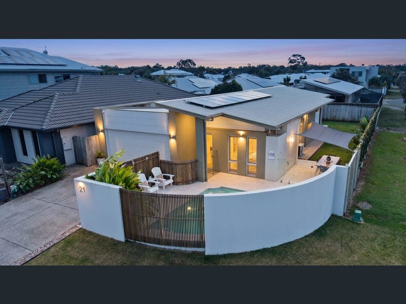 21 Kite Street, Mountain Creek — photo 1 of 5