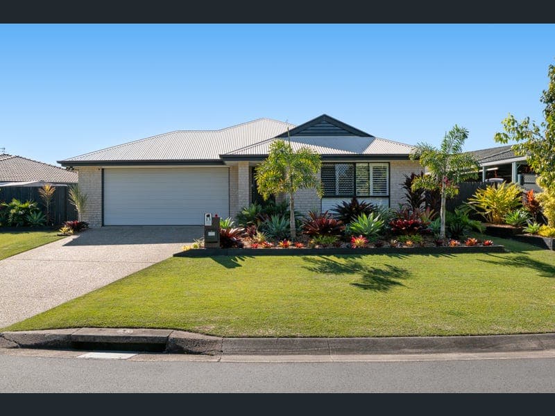 13 Mimosa Crescent, Currimundi — photo 1 of 5