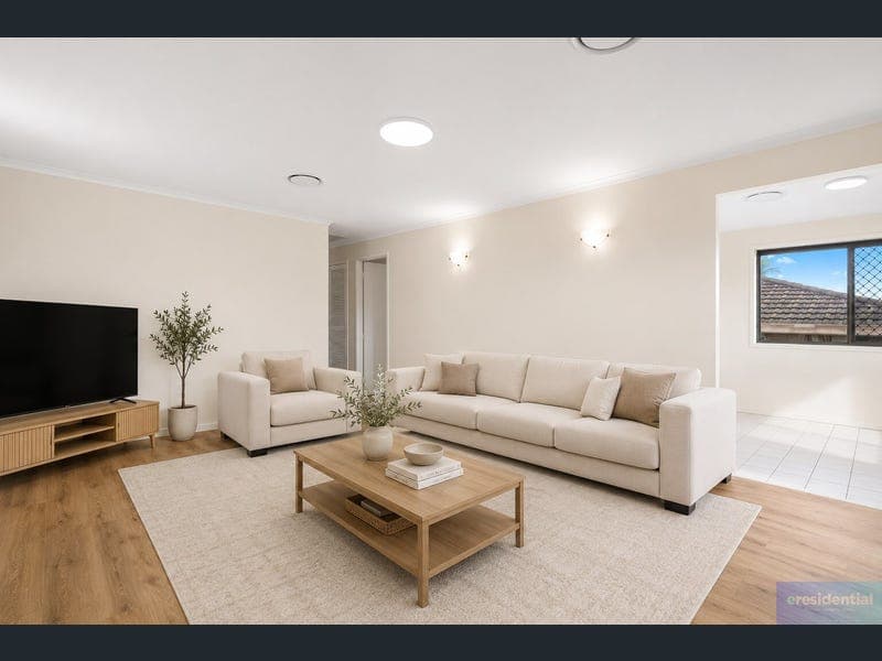 21 Boongeen Street, Rochedale South — photo 1 of 5