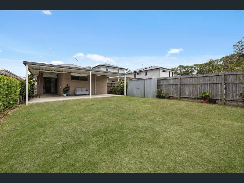 9 Joshua Crescent, Bracken Ridge — photo 1 of 5