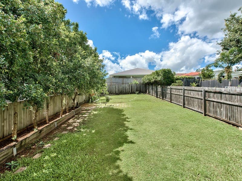 17 Wade Street, Wavell Heights — photo 1 of 5