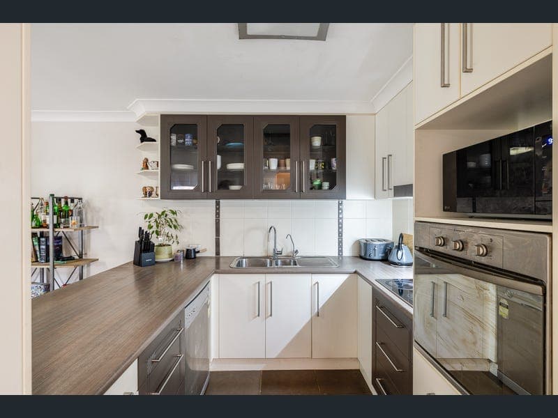 2/36 Cortess Street, Harristown — photo 1 of 5