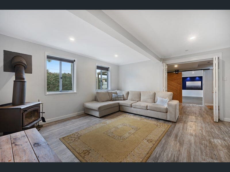 5 Talinga St, Mount Lofty — photo 1 of 5