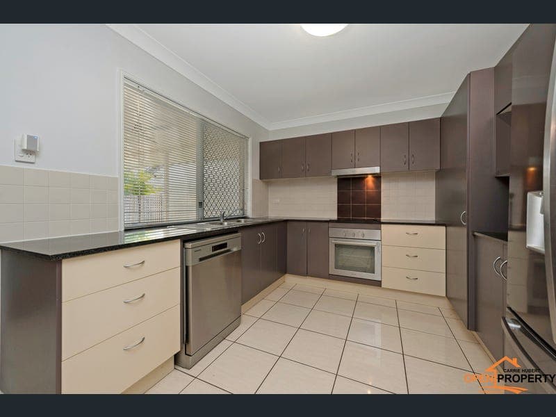 88/58 Euro Boulevard, Kirwan — photo 1 of 5
