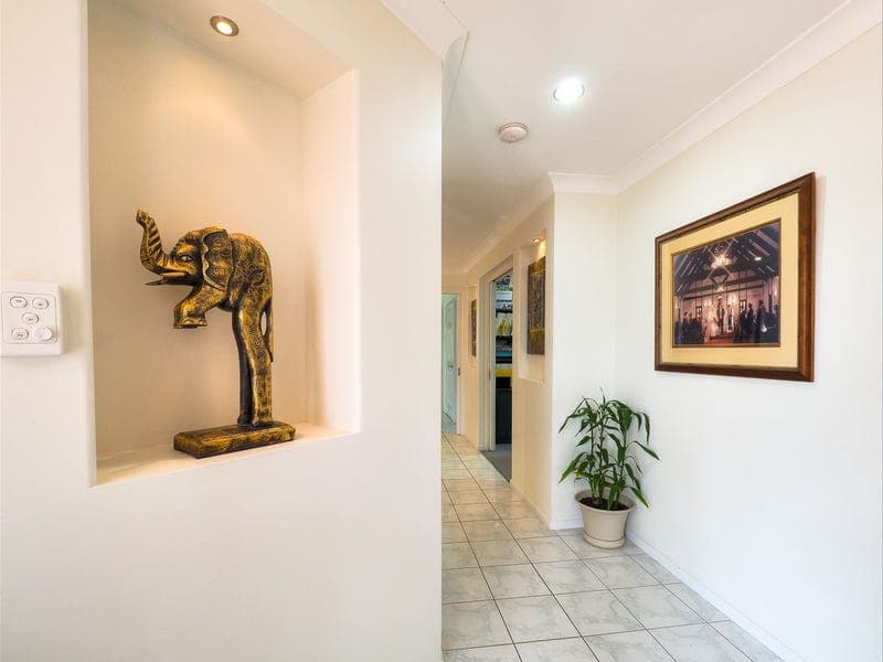 65 Snapper Street, Kawungan — photo 1 of 5