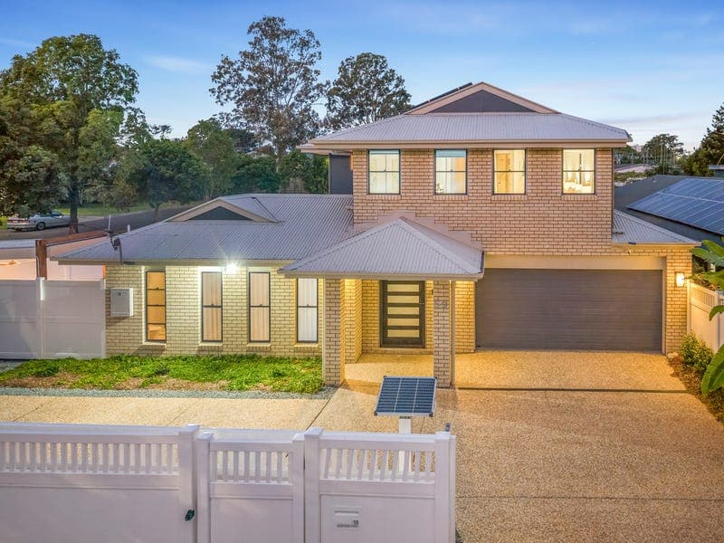 59 Glen Holm Street, Mitchelton — photo 1 of 5