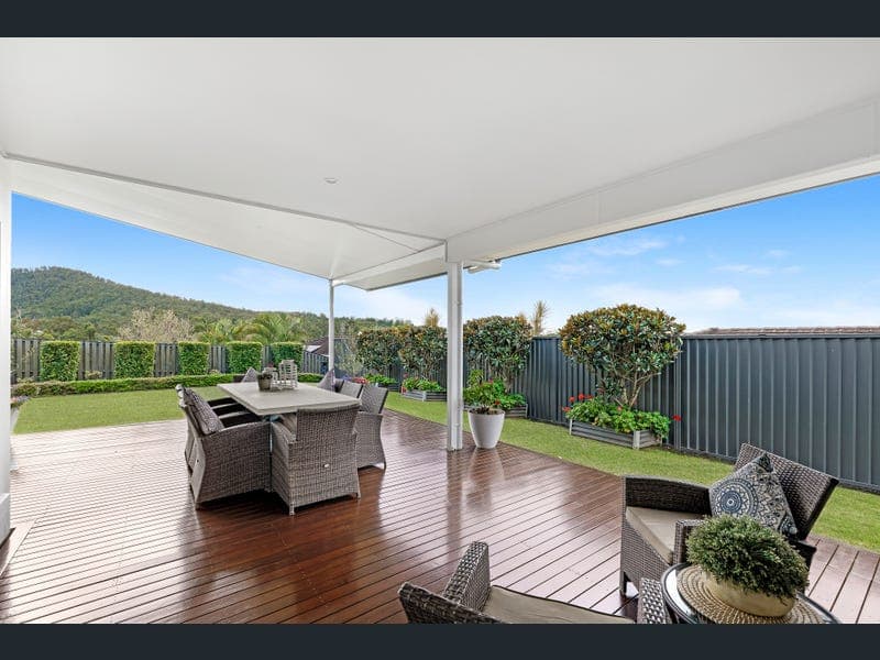 21 Yarrayne Valley Drive, Upper Coomera — photo 1 of 5