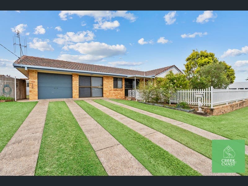 16 Bell Street, Maryborough — photo 1 of 5
