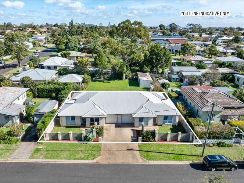 1 & 2/11 Boxsall Street, Newtown — photo 1 of 5