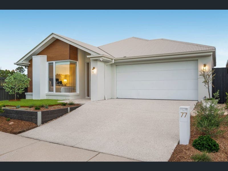 77 Tomaree Road, White Rock — photo 1 of 5