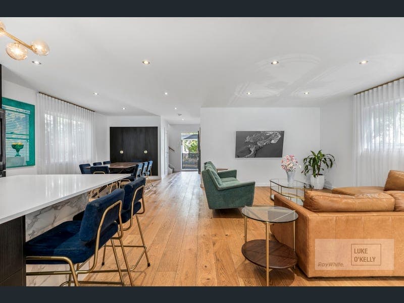 138 Ryan Street, West End — photo 1 of 5