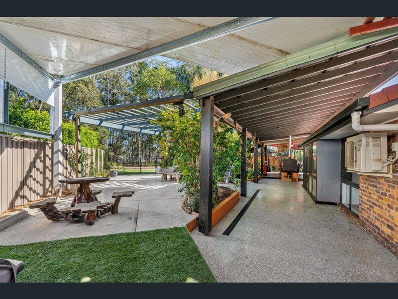 37 Paluna Street, Riverhills — photo 1 of 5