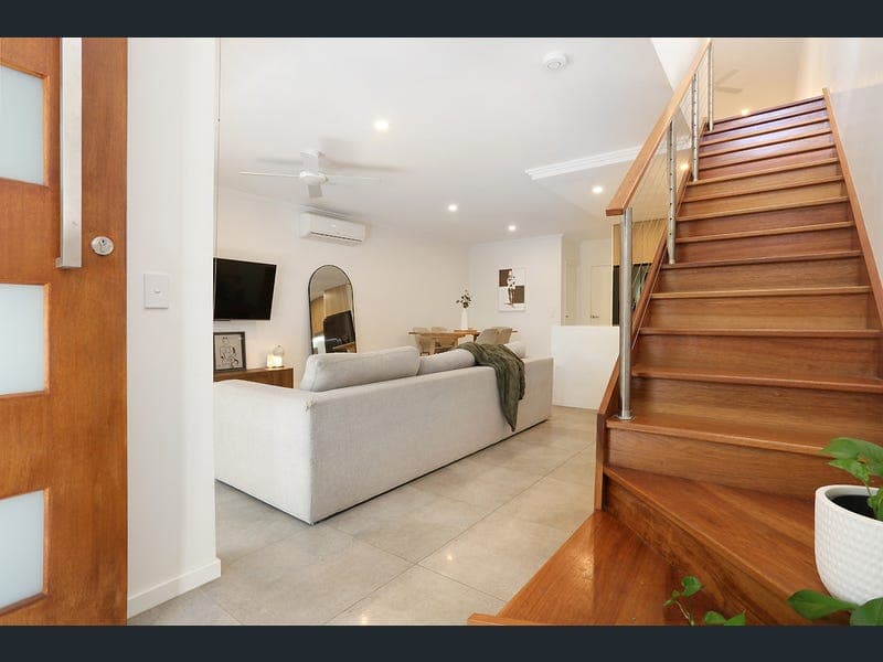 38 Evergreen View, Robina — photo 1 of 5
