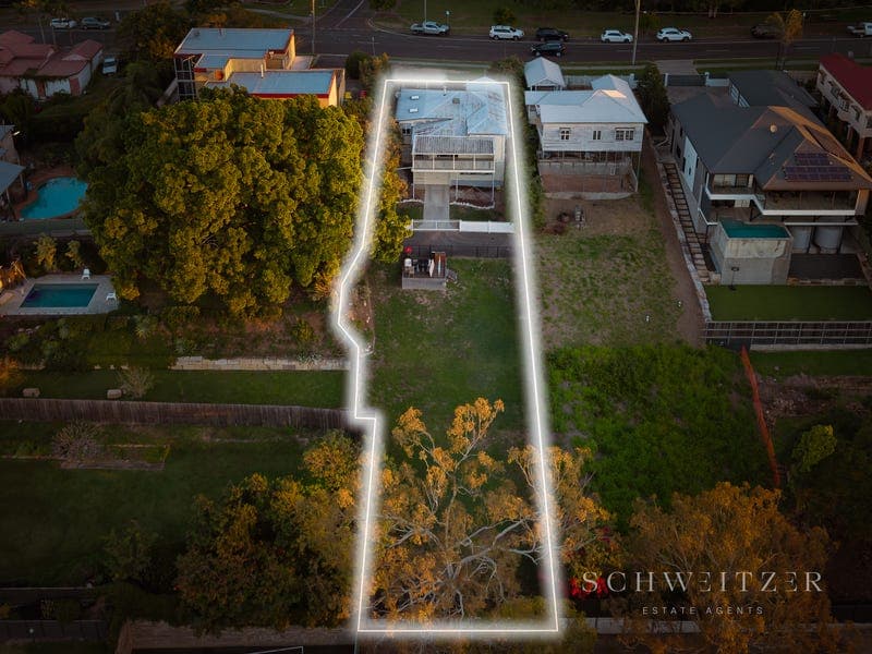 10 Chelmsford Avenue, Ipswich — photo 1 of 5