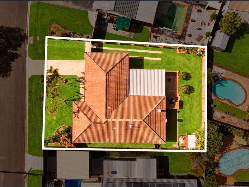 10 Delmar Street, Deception Bay — photo 1 of 5