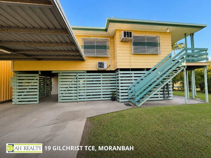 19 Gilchrist Terrace, Moranbah — photo 1 of 5