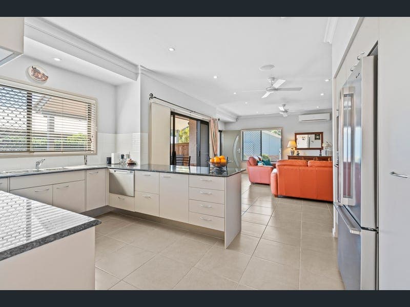 22/37 Station Street, Wellington Point — photo 1 of 5