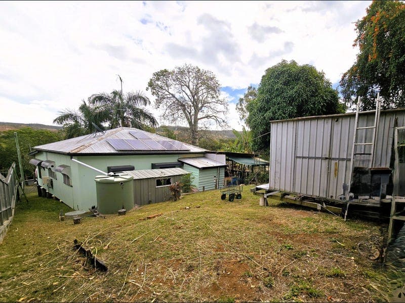 21 Pepperina Lane, Mount Morgan — photo 1 of 5