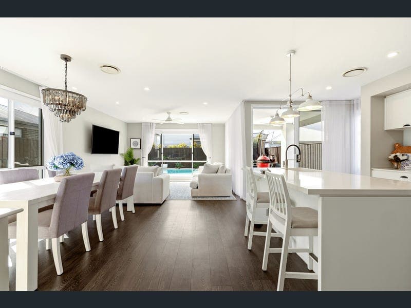62 Aegean Avenue, Newport — photo 1 of 5