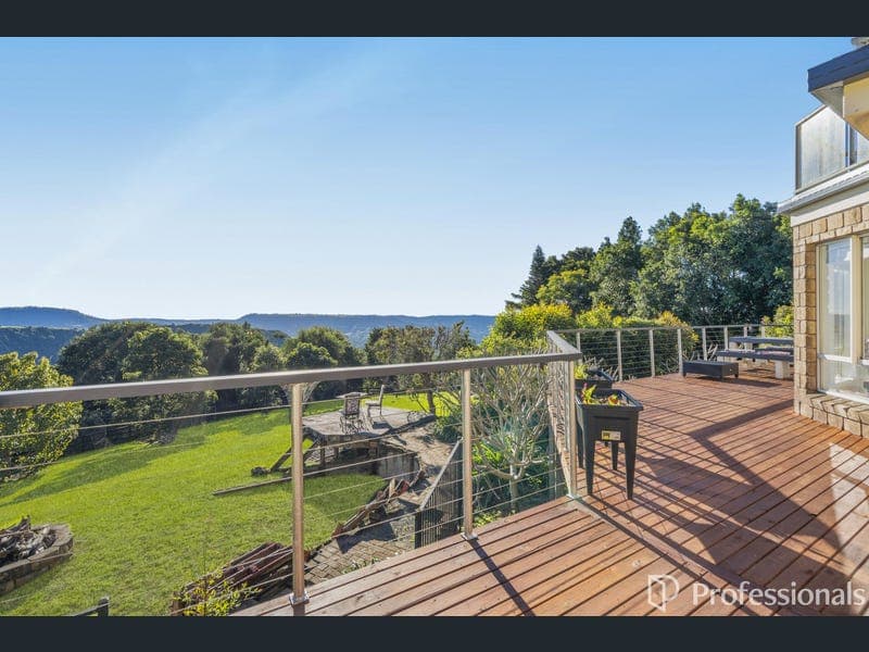 5 Wattle Court, Beechmont — photo 1 of 5