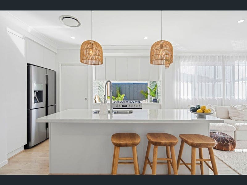 30 Newburgh Street, Thornlands — photo 1 of 5