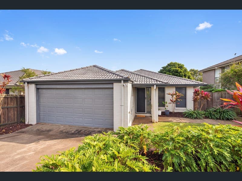 9 Tigerwood Place, Redland Bay — photo 1 of 5