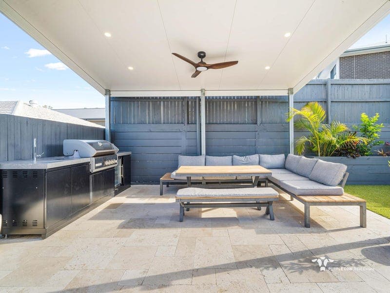 37 Broxburn Circuit, Spring Mountain — photo 1 of 5