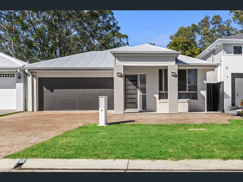 4 Magnolia Street, Pallara — photo 1 of 5