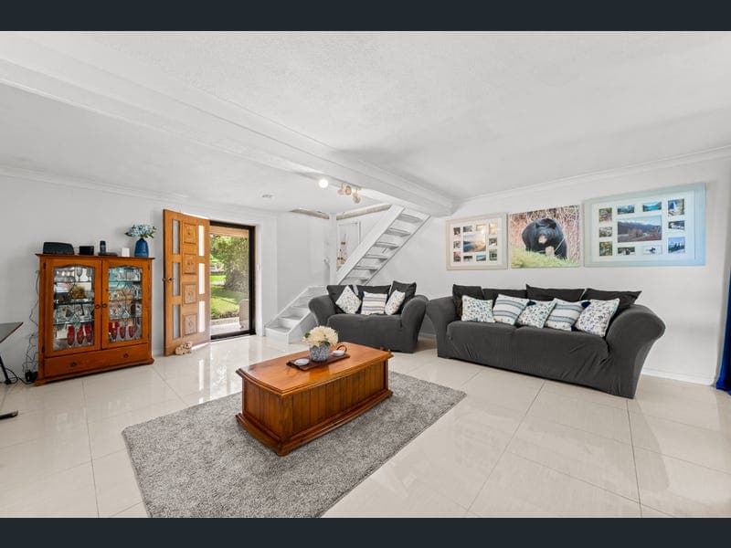 106 Kallista Road, Rochedale South — photo 1 of 5