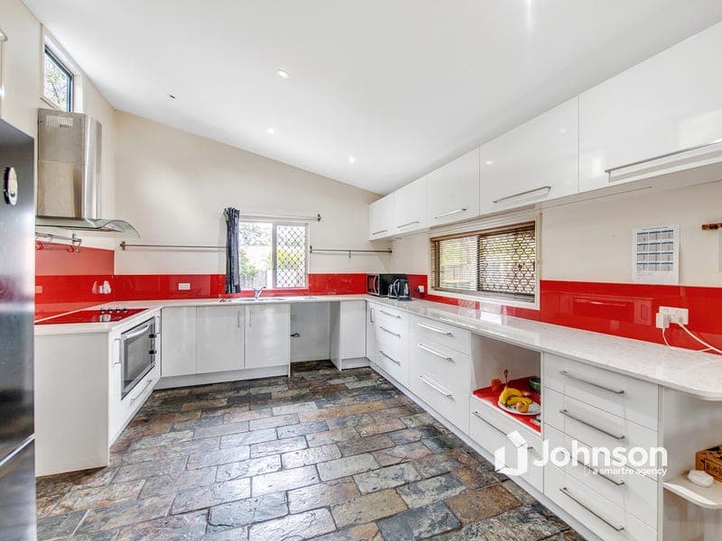 25 Bertha Street, Goodna — photo 1 of 5