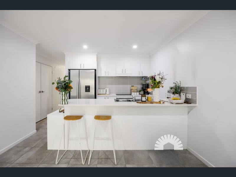 2/13 Sophie Street, Morayfield — photo 1 of 5
