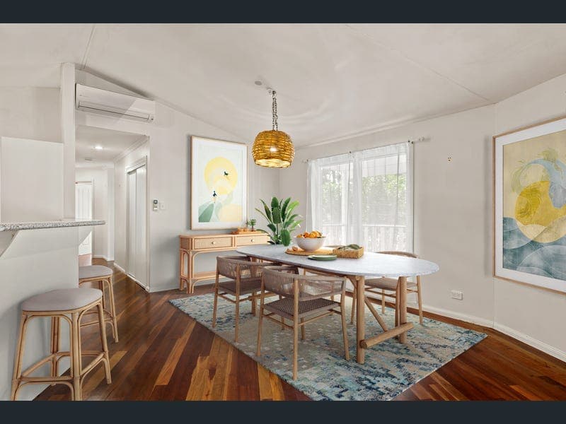 6 AMBERLY Circle, Little Mountain — photo 1 of 5