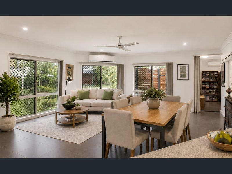 15 Seclusion Drive, Palm Cove — photo 1 of 5