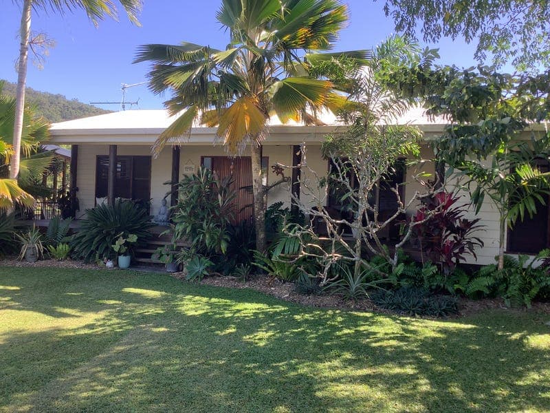 10 Roy Close, Wonga Beach — photo 1 of 5