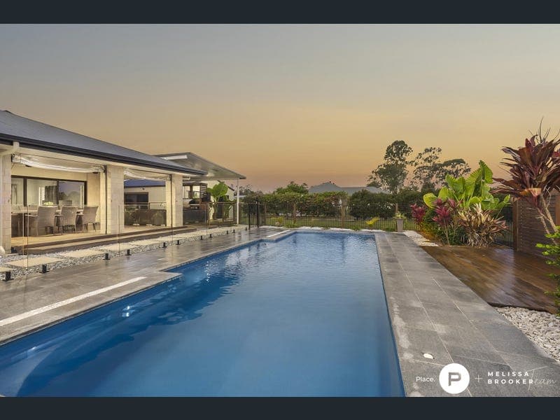 31 Connie Drive, Caboolture — photo 1 of 5