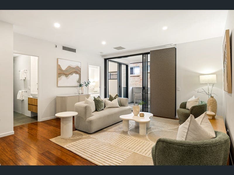 2/166 Norman Avenue, Norman Park — photo 1 of 5