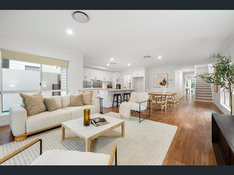63 Digby Street, Holland Park — photo 1 of 5